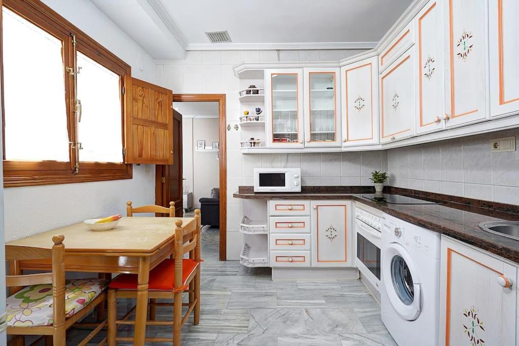 Apartamento Granada Centro. Atico Ayuntamiento Экстерьер фото